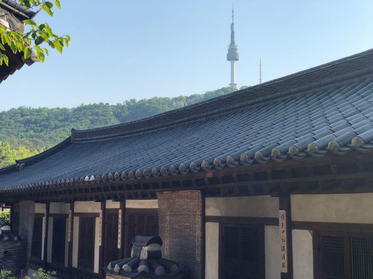 Place where time has frozen; Namsangol Hanok Village, the most beautiful site in Seoul